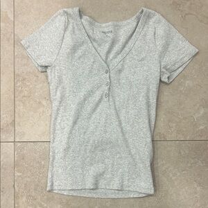 Hollister Women's Heather Gray V-Neck Tee